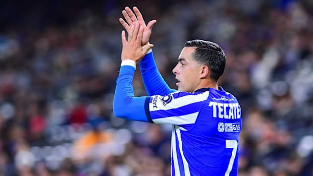 Rogelio Funes Mori de Monterrey durante el partido Monterrey vs Necaxa.